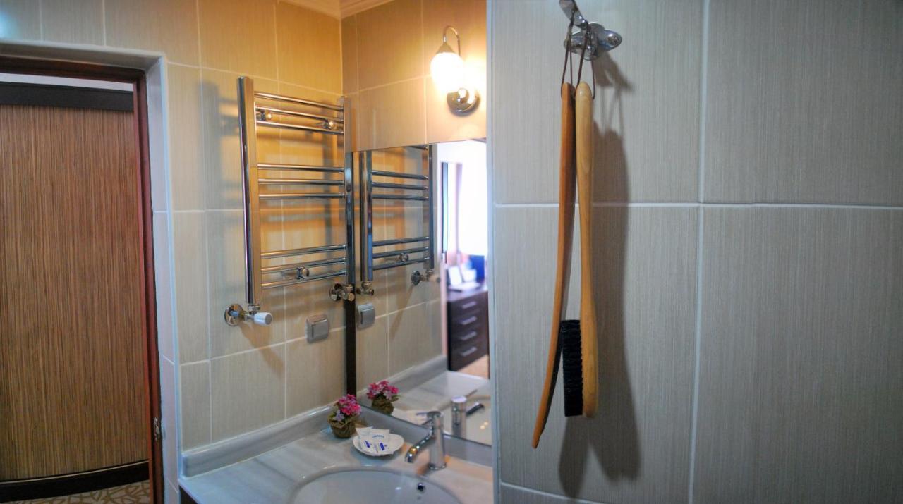 Kapriz Karakol Hotel Szoba fotó