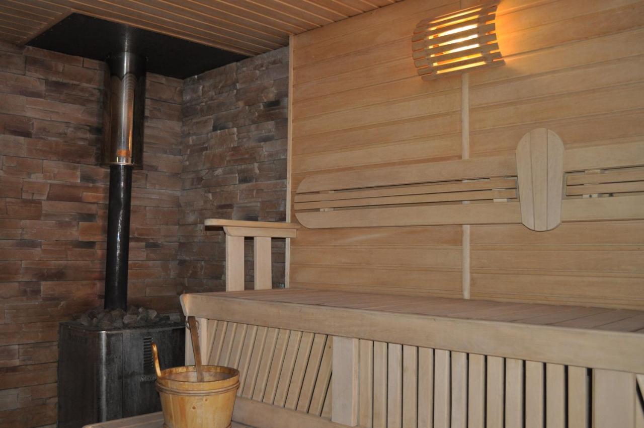 Kapriz Karakol Hotel Kültér fotó