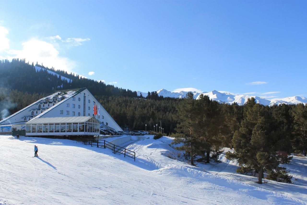 Kapriz Karakol Hotel Kültér fotó