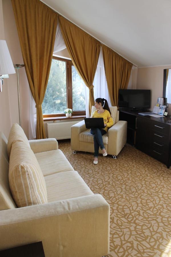 Kapriz Karakol Hotel Kültér fotó
